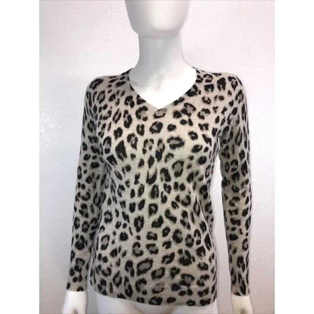 NWT Charter Club Cashmere Luxury NEW V-Neck Leopard Print Womens Sweater Sz XS